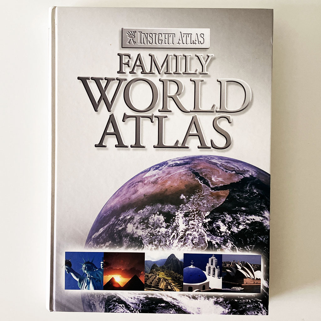 Insight Family World Atlas (Insight Atlases) - ISBN 9789812584274 - Free Postage